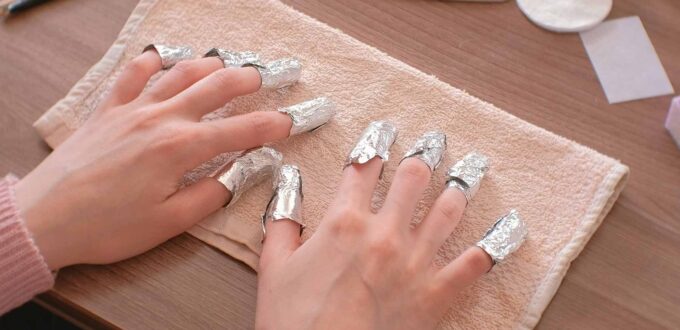 how to remove gel nail polish