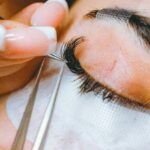 Cluster Lashes: A Beginner’s Guide to DIY Volume